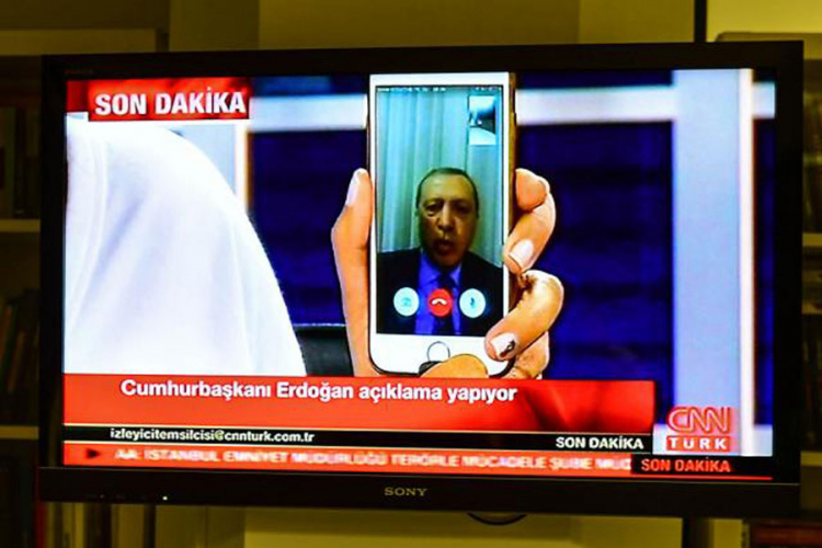 Izdata potjernica za Erdoganovim vojnim savjetnikom