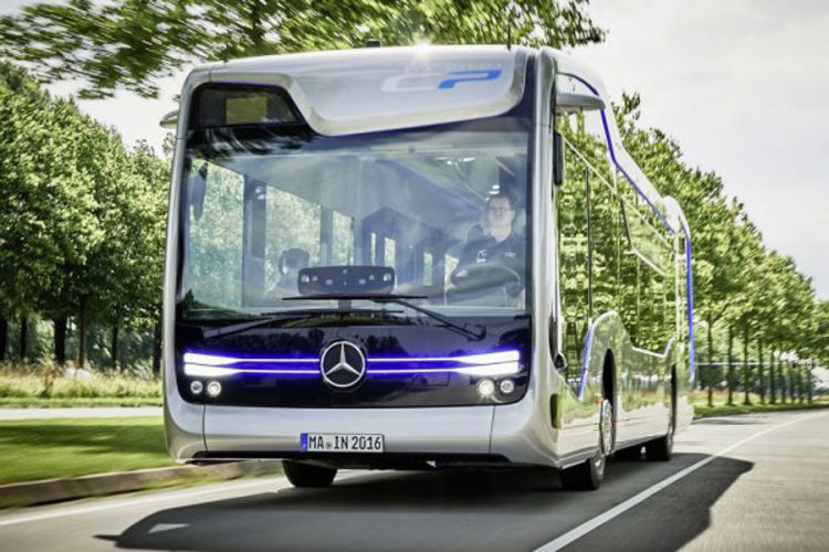 Mercedesov autonomni autobus (VIDEO)