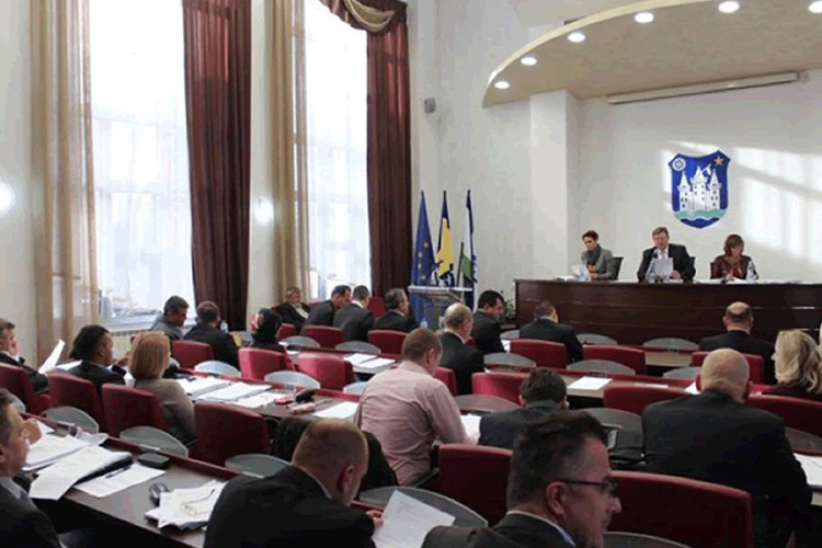 Bihać u dubiozi od 35 miliona maraka