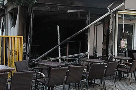 Mostar: Izgorio kafić 'Public' na Aveniji