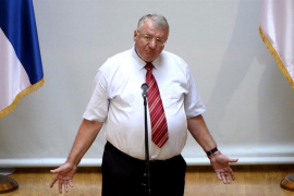 Šešelj najavio povlačenje kandidature ako se procesuira Nikolić