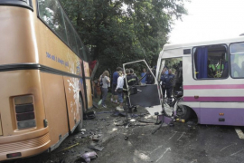 Ukrajina: Minibus udario u kamion, osmoro poginulih