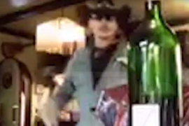 Procurio snimak podivljalog Depa kako razbija po kući (VIDEO)