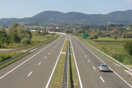 Stanje na putevima: Saobraćaj bez većih zastoja