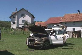 U Sokocu zapaljen "Audi Q7" preduzetnika Branislava Gordića (FOTO)