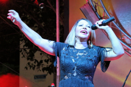 Naprasno prekinut koncert Nede Ukraden na Viru (FOTO)