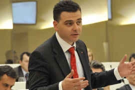 Magazinovićeva ideja o testiranju političara na droge jeftin štos
