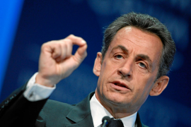Sarkozi: Burkini je provokacija kojom se podržava radikalni islam