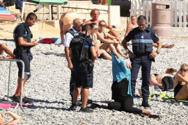 Vals: Burkini je simbol porobljavanja žena