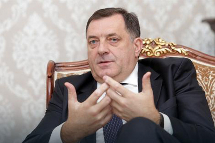 Dodik: Nikakvi visoki predstavnici ne mogu spriječiti referendum