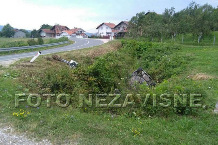 Put pored provalije bez zaštitne ograde