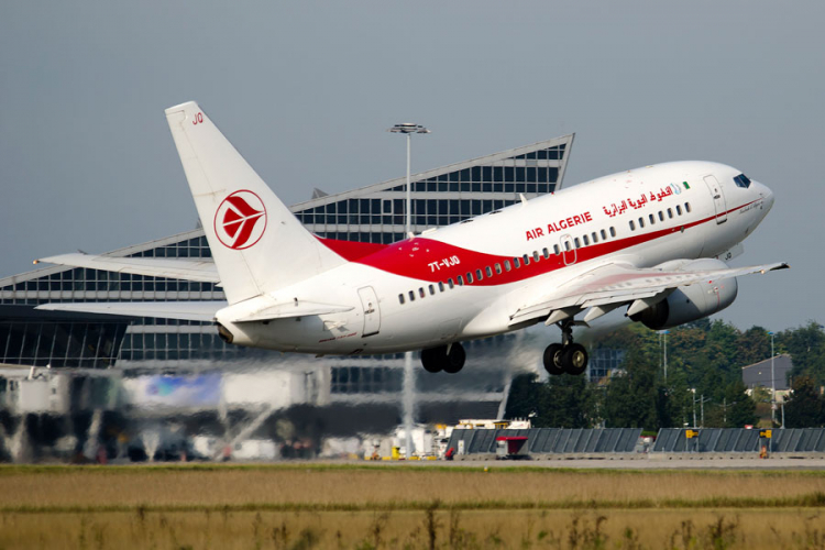 Alžirski sajt: Avion bezbjedno sletio na aerodrom u Alžiru