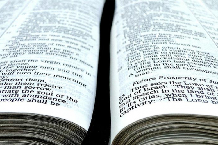 Švedska evangelistička crkva bombardovaće ID biblijama