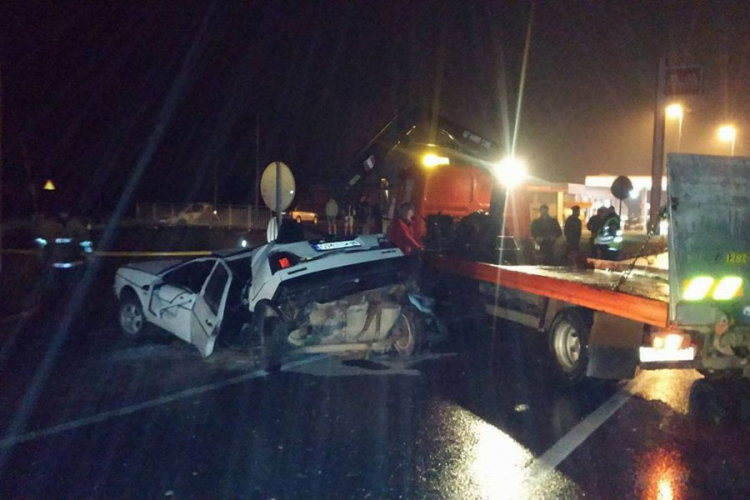 Jedna osoba poginula, šest povrijeđeno