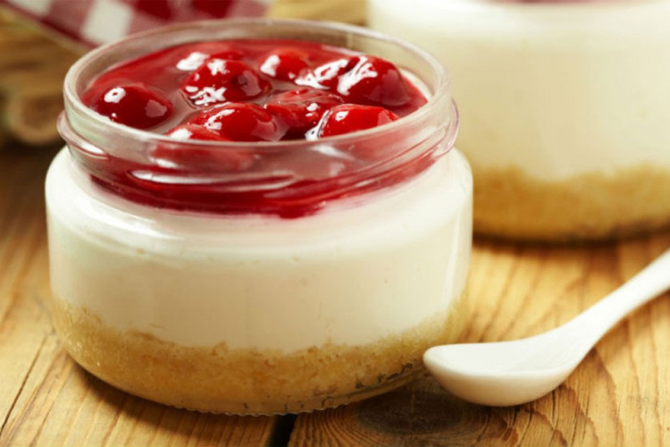 Lagani cheesecake u čaši