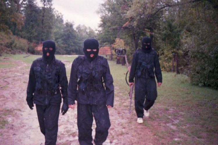 OVK sprema bombaški napad na Kosovu? (FOTO)