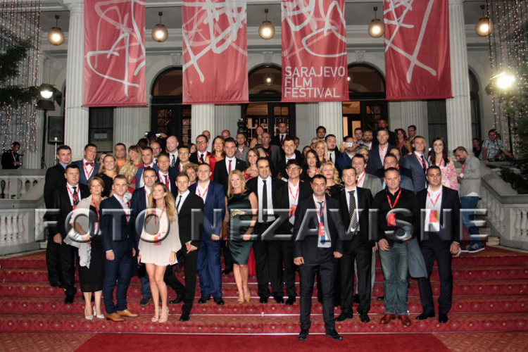 Reditelji kratkih filmova prošetali "crvenim tepihom" na SFF-u (FOTO)