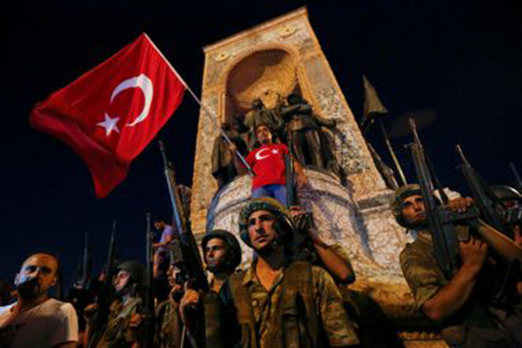 Ankara traži od Berlina da izruči pristalice Gulena