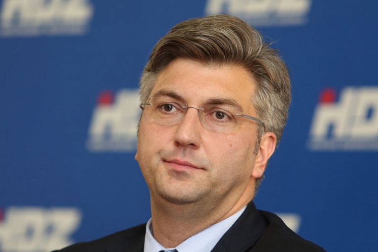 Plenković pozvao Srbiju da "stane s provokacijama"