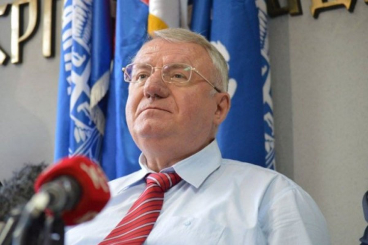 Šešelj dobio diplomatski pasoš: Dolazim u Zagreb