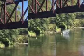 Šokantno: Bacio dijete sa osam metara, majka navijala (VIDEO)