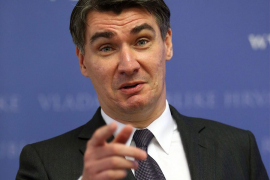 Milanović izvrijeđan u Vukovaru; Odgovor: To je šaka jada