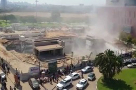 Tel Aviv: Zgrada se srušila, kran pao na nju, ljudi zatrpani (VIDEO)
