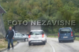 Sudar kod Mrkonjić Grada, otežan saobraćaj (FOTO)