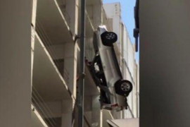Htio je da se uparkira, ali onda je sve pošlo po zlu (VIDEO)