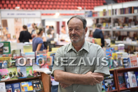 Mešanje politike je tragično za kulturu