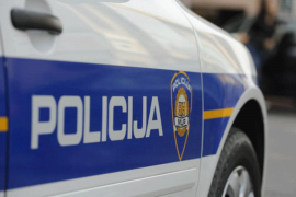 Hrvatska: Državljanin BiH pregazio mladića koji je ležao na putu