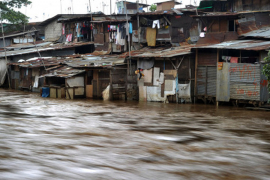 Poplave i klizišta odnijeli 19 života
