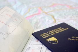 S diplomatskim pasošima putuju i savjetnici i sveštenici