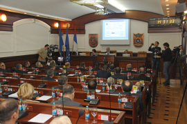 Gradonačelnici i odbornici u nove mandate sa manjim naknadama