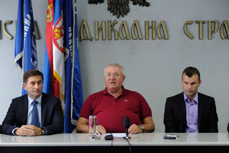 Šešelj: Srpska da ne odustaje od referenduma