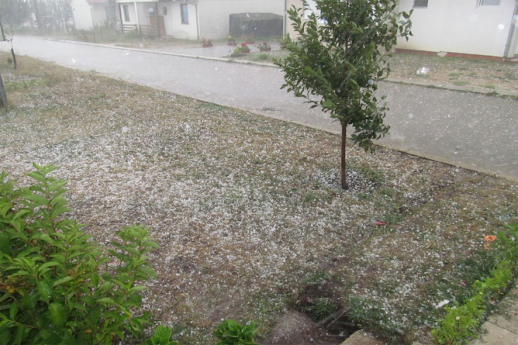 Olujno nevrijeme u Nevesinju, padao grad veličine lješnika