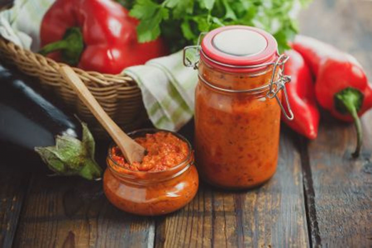 Provjereni recepti: Pripremite savršeni makedonski ajvar