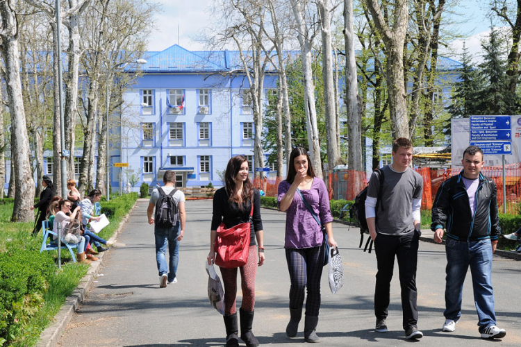 Vječiti studenti traže jednake uslove