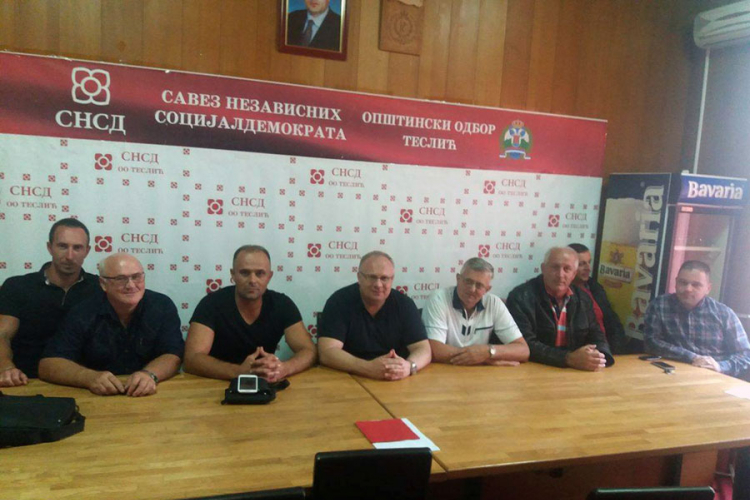 SDS-ovci prešli u SNSD