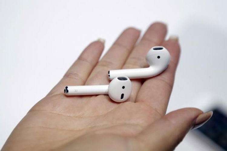 Ljudi se već žale na slušalice za iPhone 7