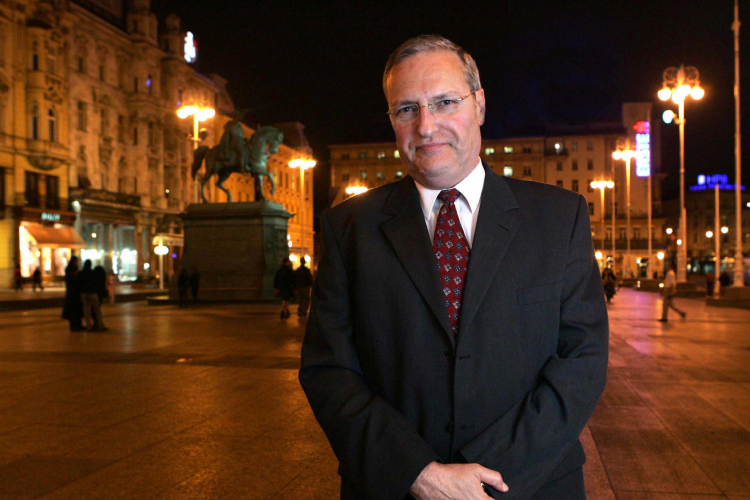 Zurof: Bila bi greška da Srbija ćuti na obnovu ustaštva