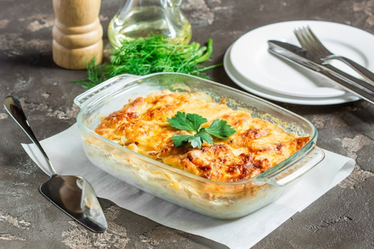 Gratinirani krompir sa pavlakom