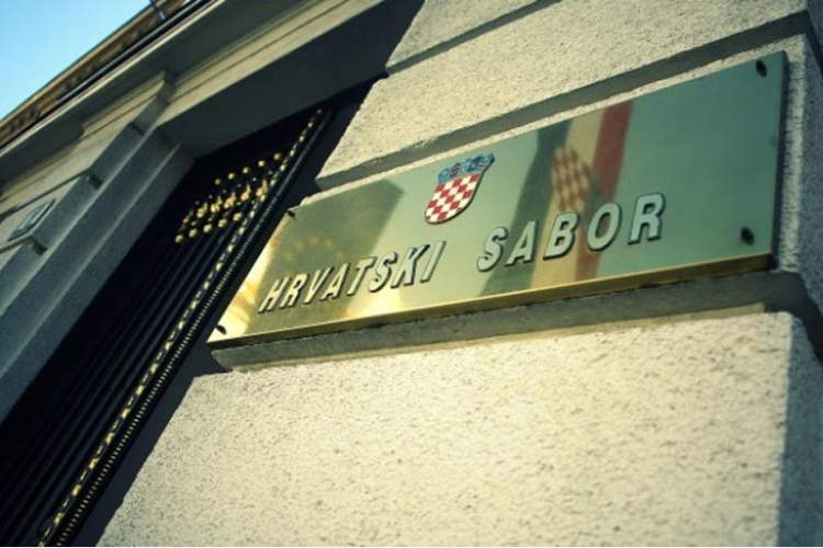 Hrvatska u nedjelju bira na vanrednim parlamentarnim izborima