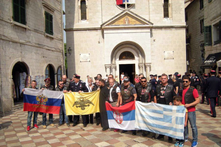 "Noćni vukovi" u Kotoru