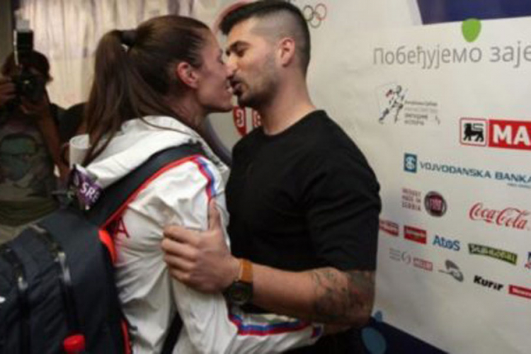 Udaje se Ivana Španović
