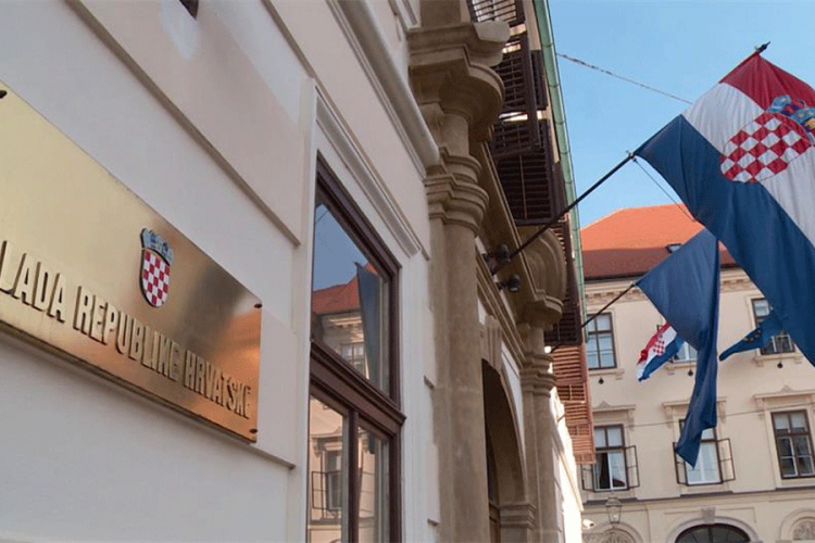 Srbi neće podržati Vladu Hrvatske u kojoj sjedi čovjek koji veliča ustaše (FOTO)