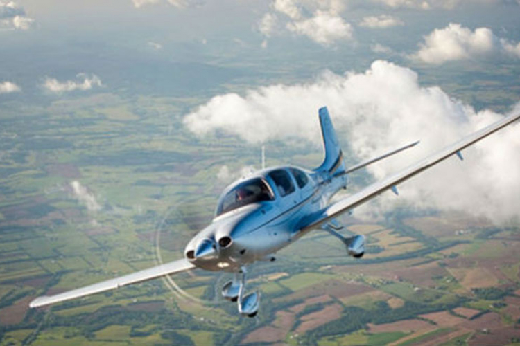 Albanija: Avion prinudno sletio, bivši ministar tvrdi da je prevozio drogu