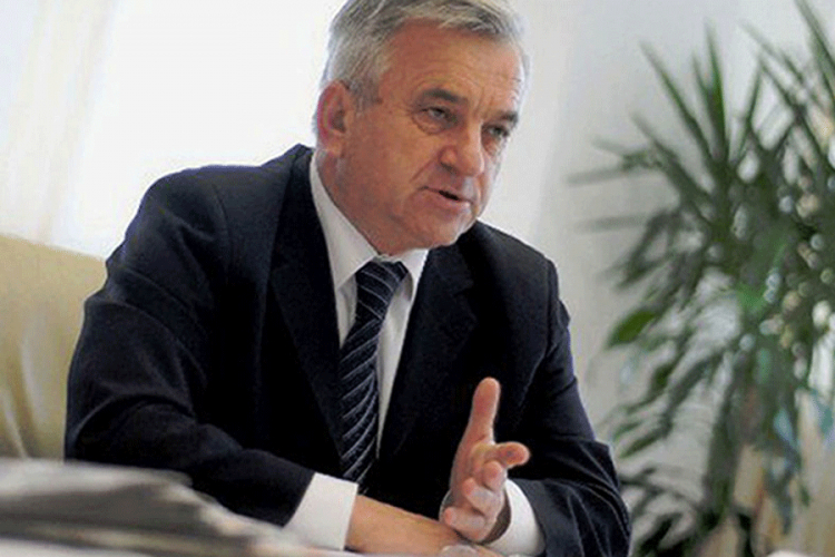 Čubrilović: Još jedna politička odluka Ustavnog suda