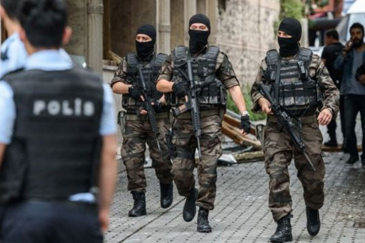 U Istanbulu uhapšeno 40 osumnjičenih za povezanost sa ID