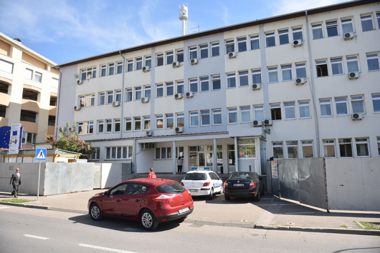 Detalji evakuacije u banjalučkom sudu: "Bomba će eksplodirati za 20 minuta, Alahu ekber"